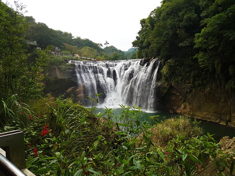 Shifen Waterfalls.jpg