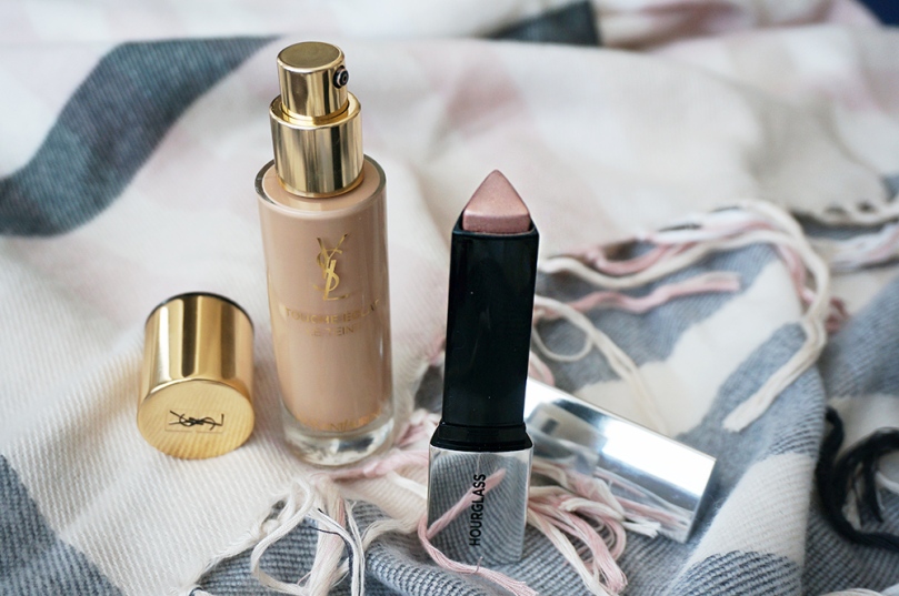 YSL-Touche-Eclat-Le-Teint-Foundation-Hourglass-Highlighter-Rose-Gold